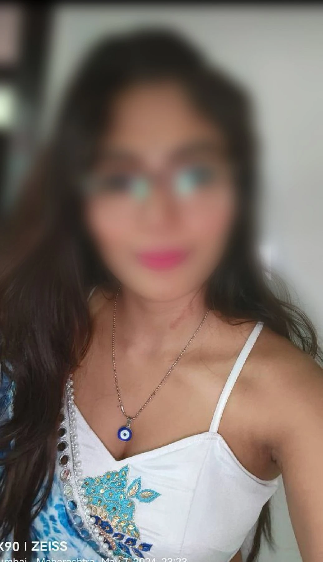 Kritika Cam Session and Real Meet – Indian escort in Hyderabad — 2 / 5