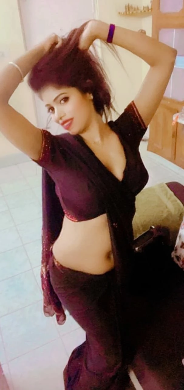 Cam Show and Real Meet Natasha Escort – Indian escort in Mumbai — 5 / 7