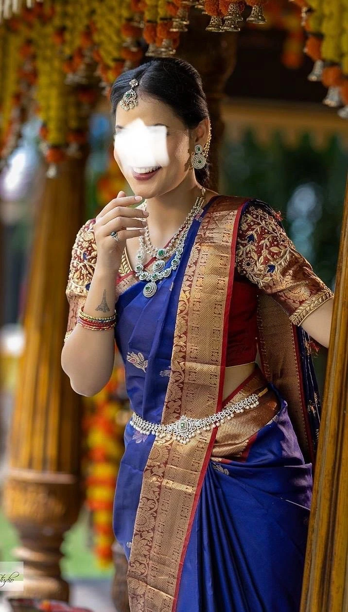 Sanjana Sharma – Indian escort in Hyderabad — 5 / 24