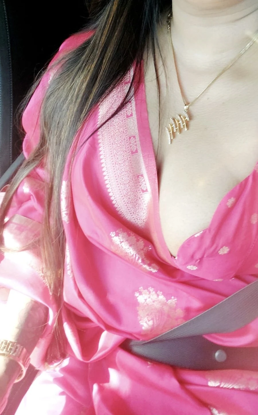 Shenaya – Sri Lankan escort in Colombo — 2 / 6