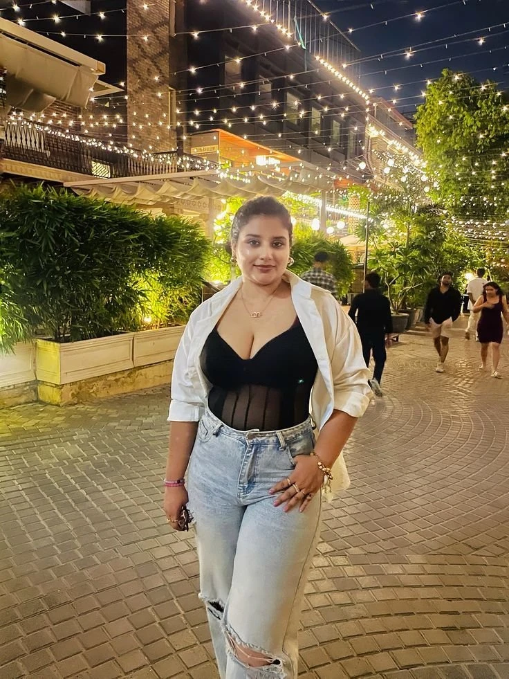 Nilam – escort in Thane — 2 / 4
