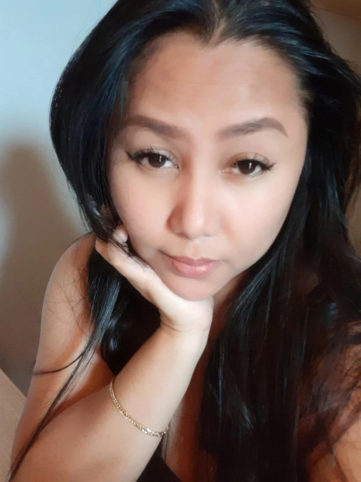 Chubby Chic – Filipino escort in Pune — 3 / 7