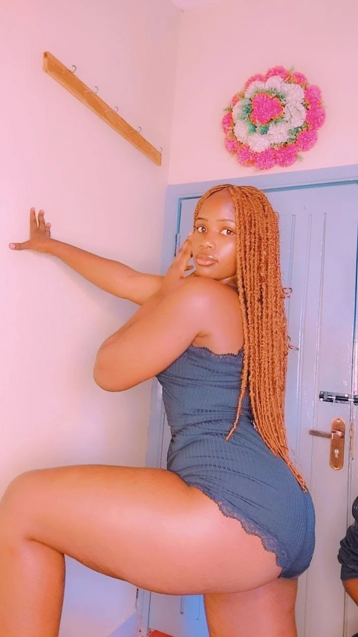 Sexy Big Thighs Ebony – Kenyan escort in Chandigarh — 3 / 4