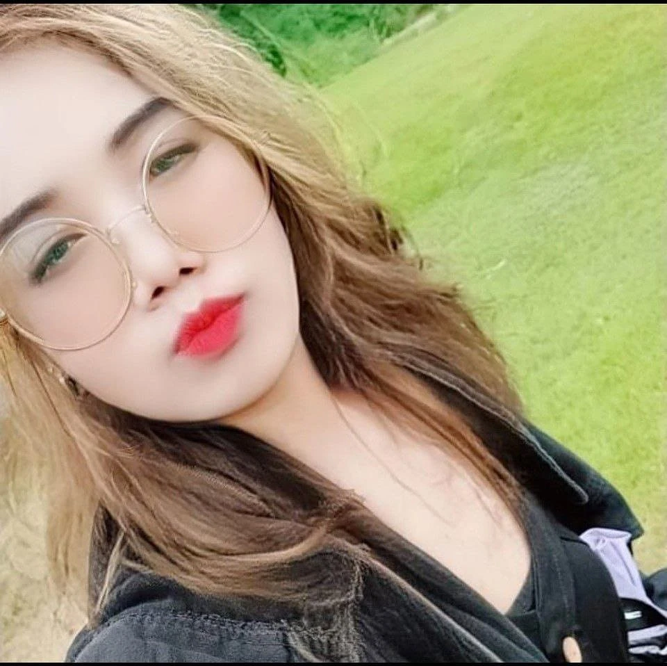 Amrita Singh – escort in New Delhi — 2 / 3