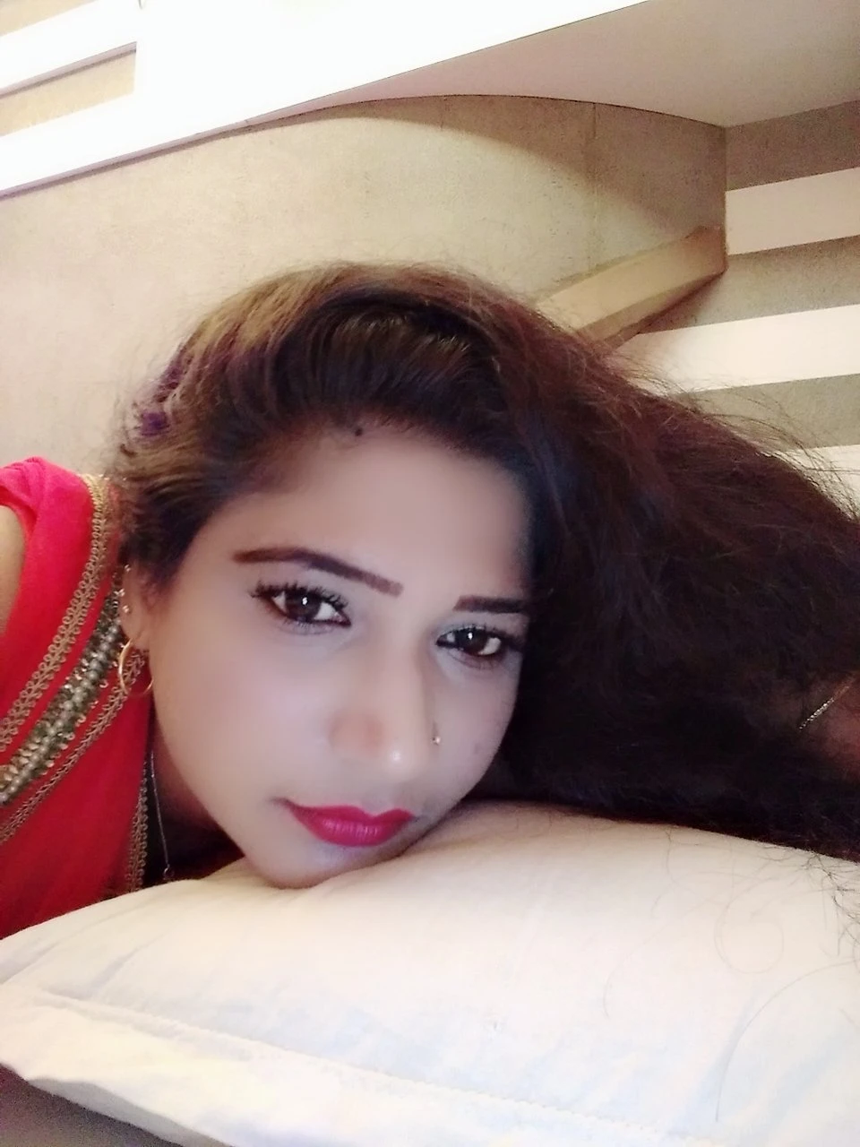 I am genuine independent girl – Indian escort in Mumbai — 2 / 4