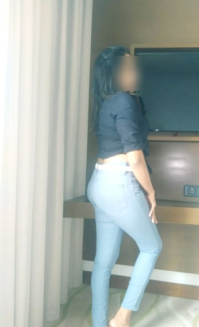 Amaya – Sri Lankan escort in Colombo — 4 / 9