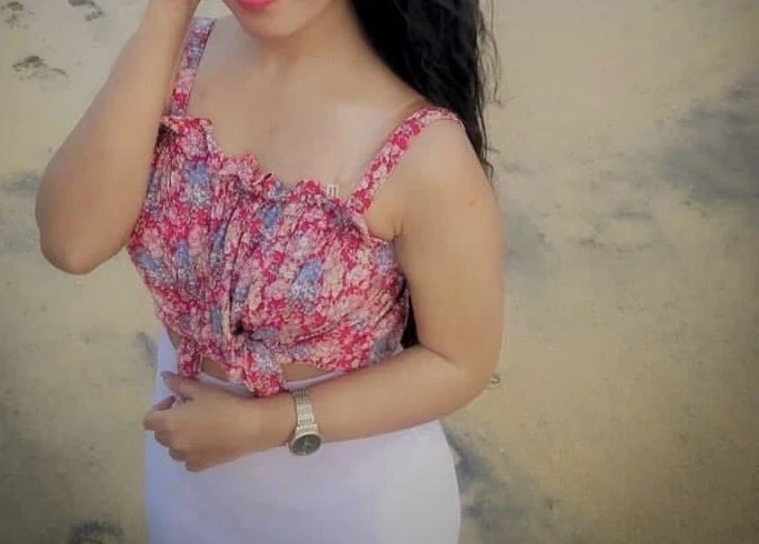 Phyna – escort in Maldives — 2 / 3