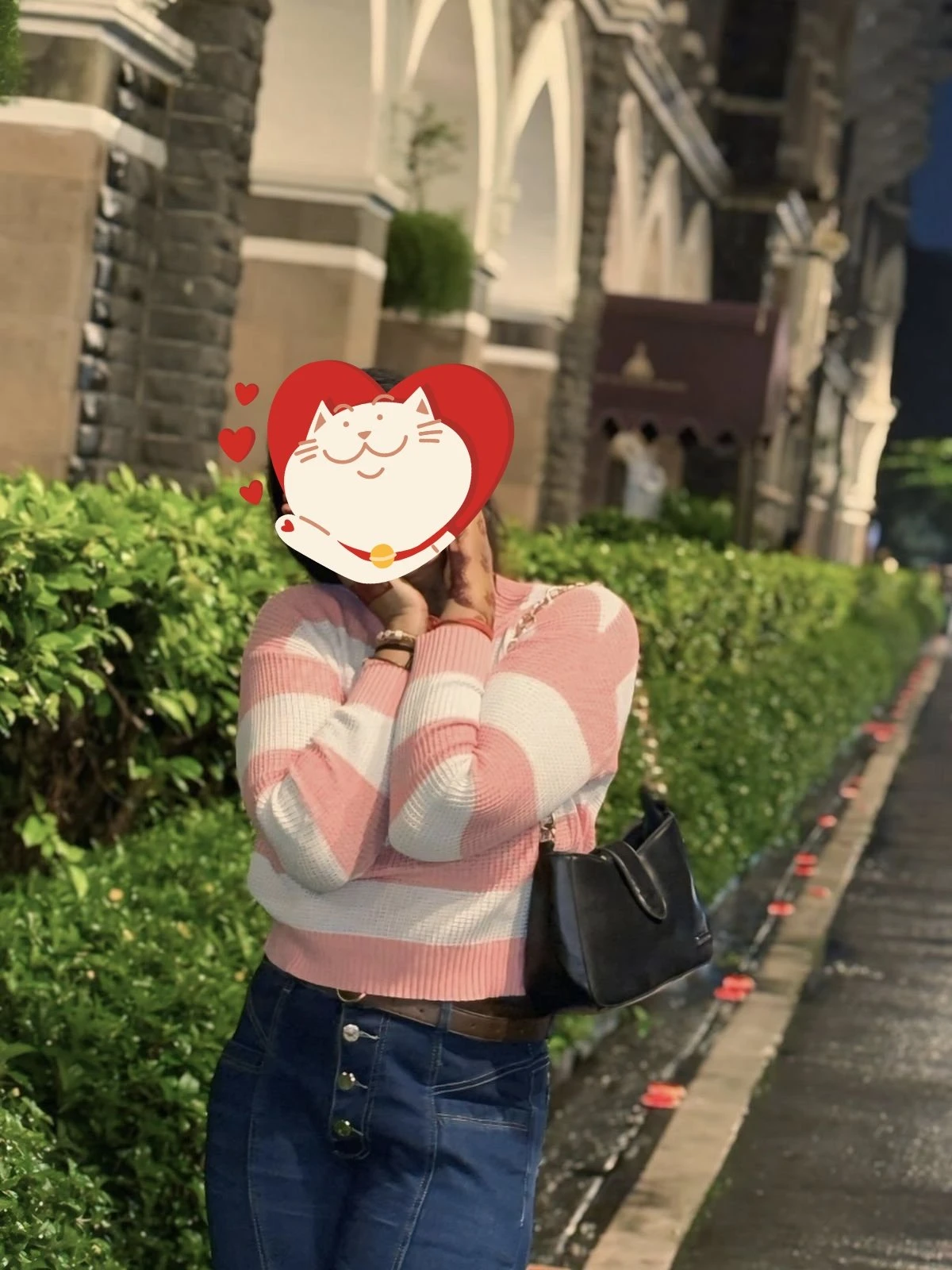 Miss Aditi Jain – Indian escort in Mumbai — 2 / 5