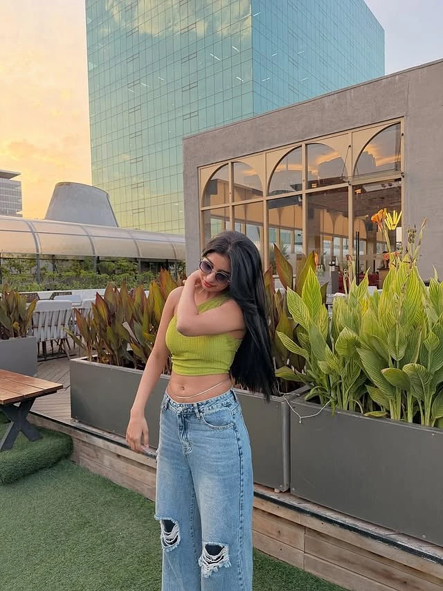 Surabhi – Indian escort in Kolkata, Escort, Kolkata