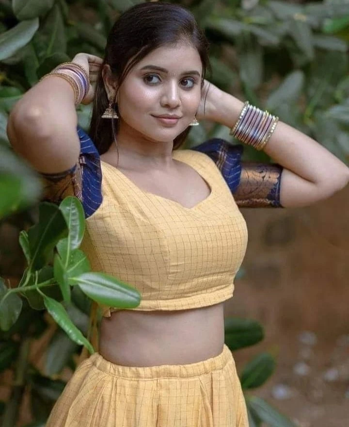 Alisha Independent call girls 24x7 – Indian escort in Pondicherry — 2 / 3