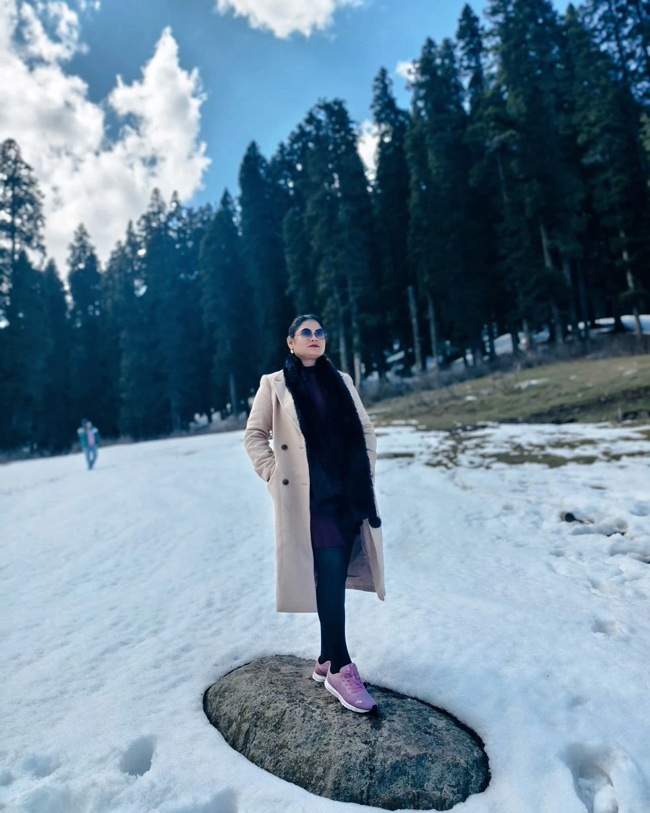 Neha Independent Escort Service – Indian escort in Kolkata — 6 / 24