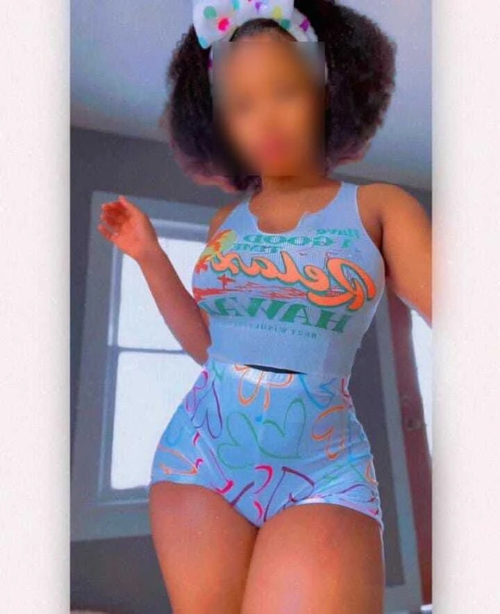 Rose – South African escort in New Delhi — 3 / 4