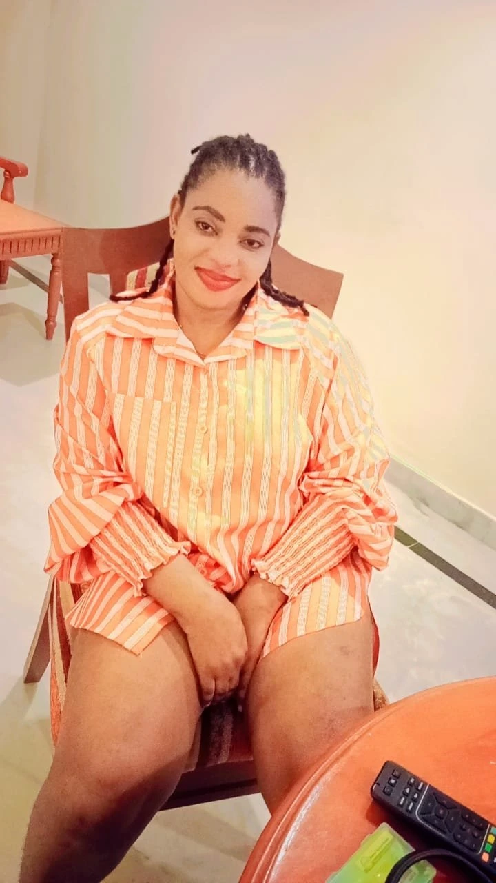 Panther – South African escort in Hyderabad — 2 / 4
