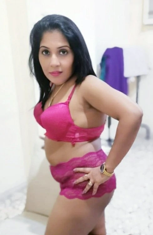 Roohi – Sri Lankan escort in Colombo — 3 / 6