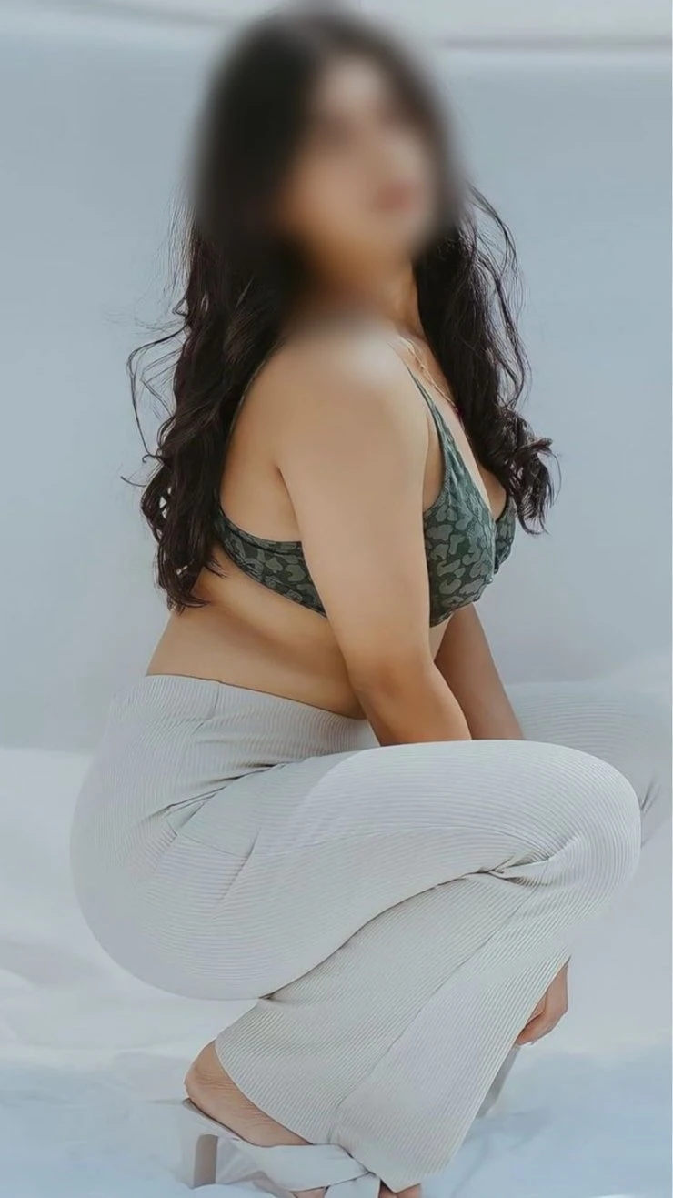 NIShI CAM & REAL SESSION ONLY CASH PAY – Indian escort in Mumbai — 2 / 7