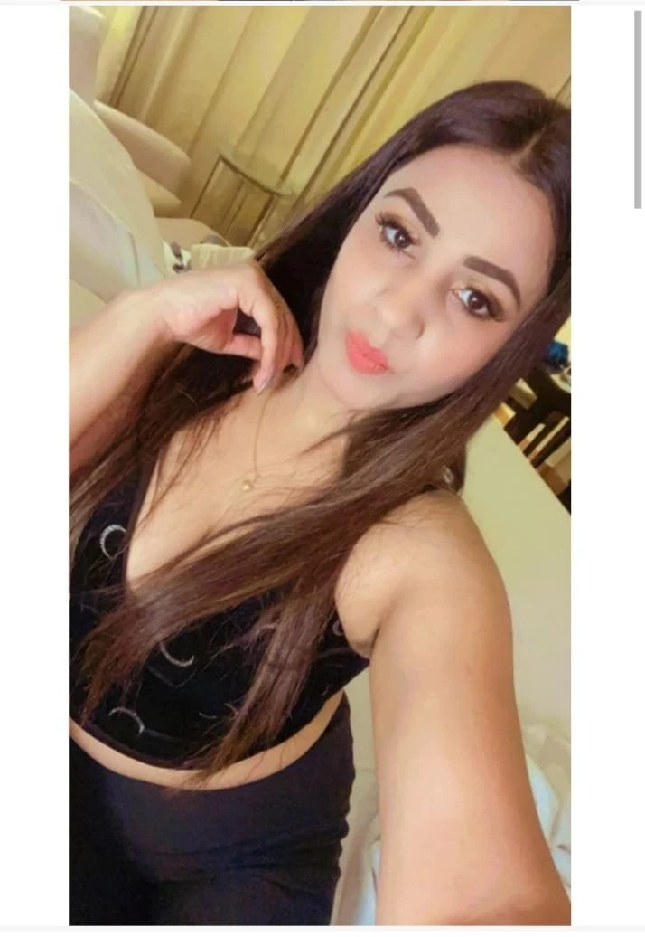 Ronika – Indian escort in Bangalore — 2 / 3