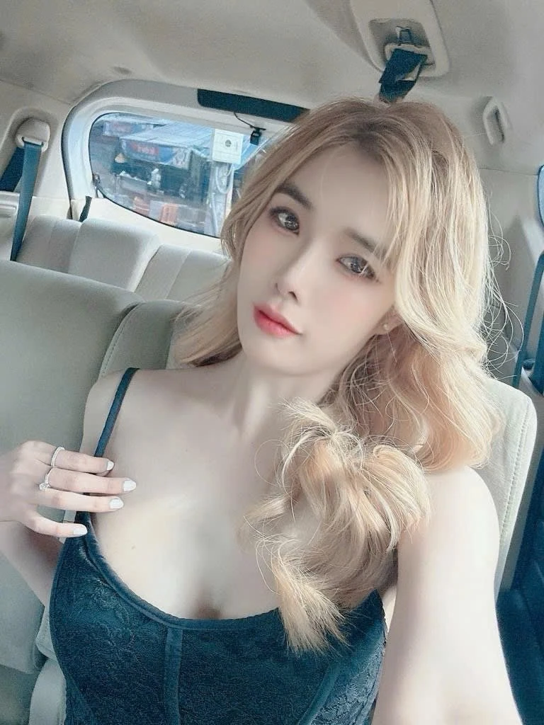 Diamond Massage At Home And Hotel – Vietnamese escort in Ho Chi Minh City — 2 / 20