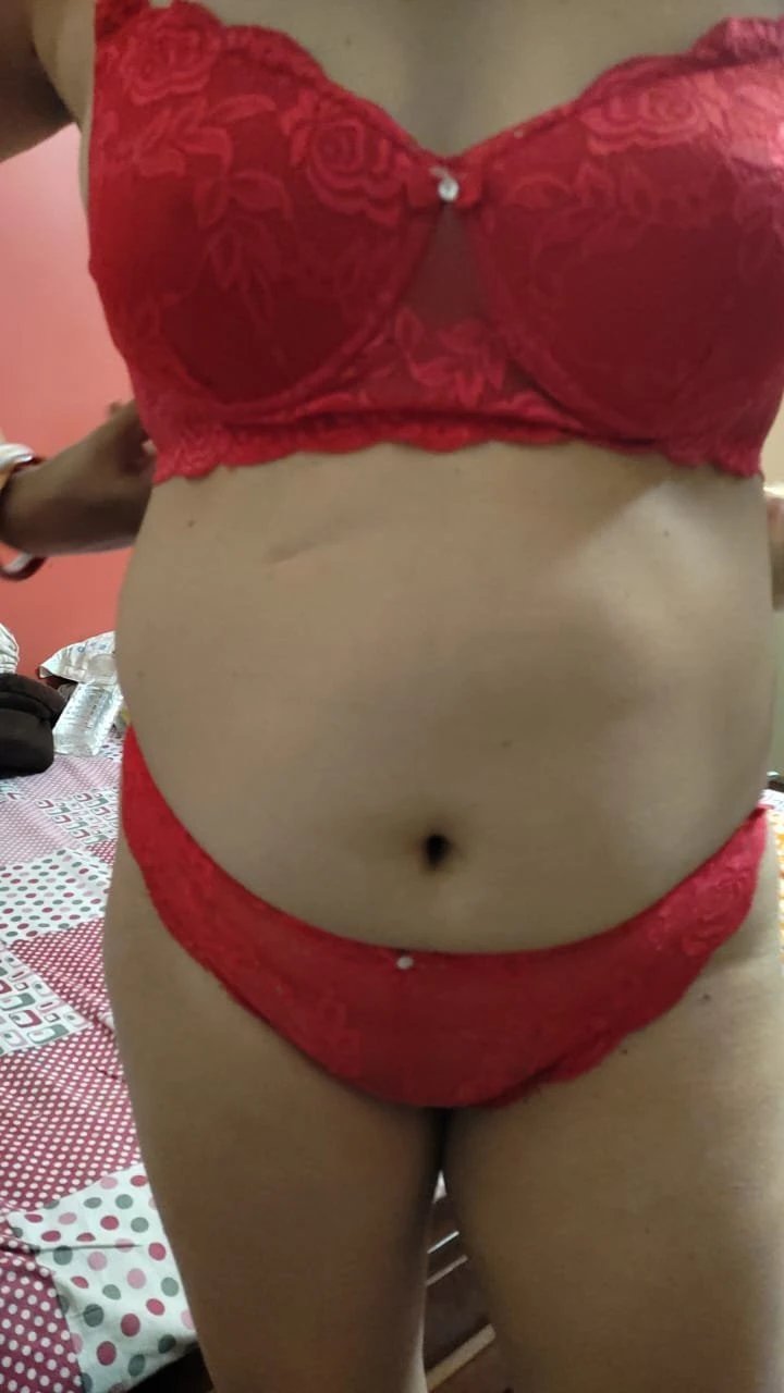 Sanchita – Indian escort in Kolkata — 8 / 14
