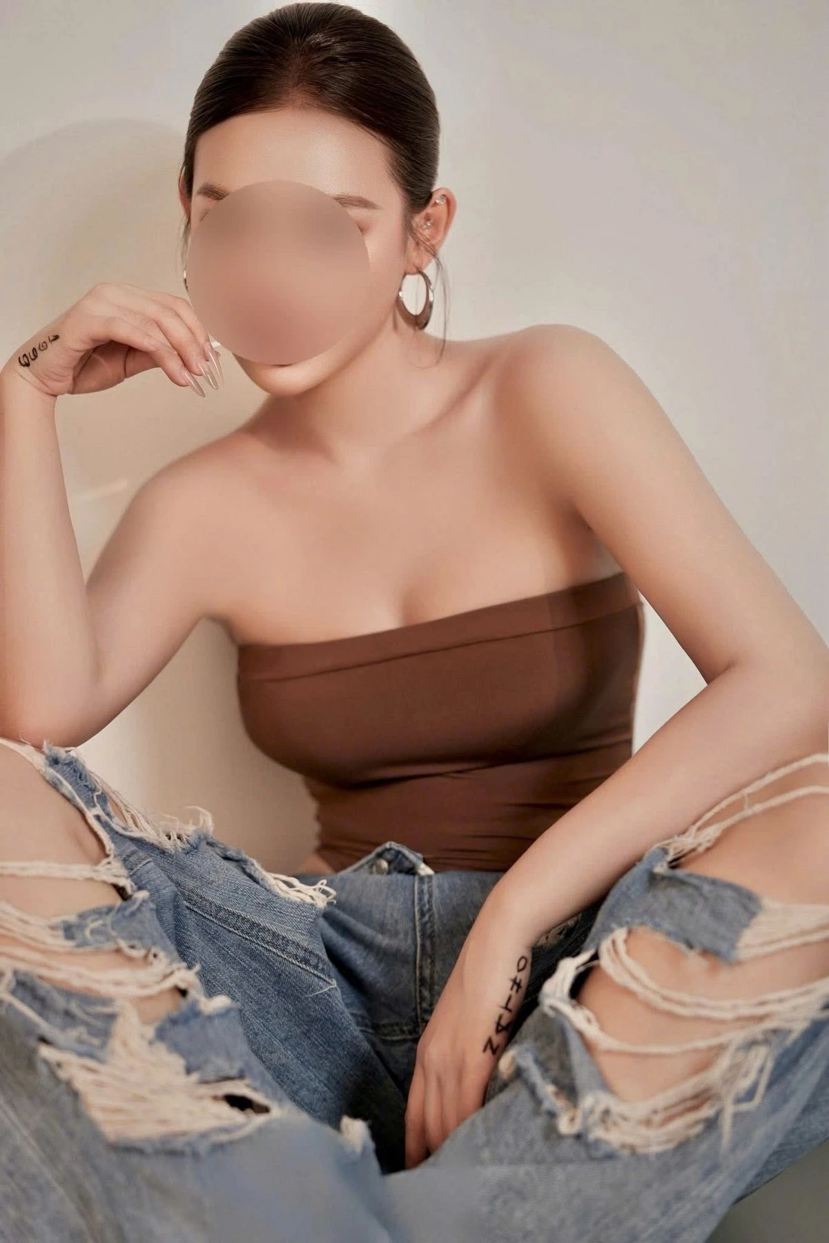 Agatha – Japanese escort in Phu Quoc — 6 / 8