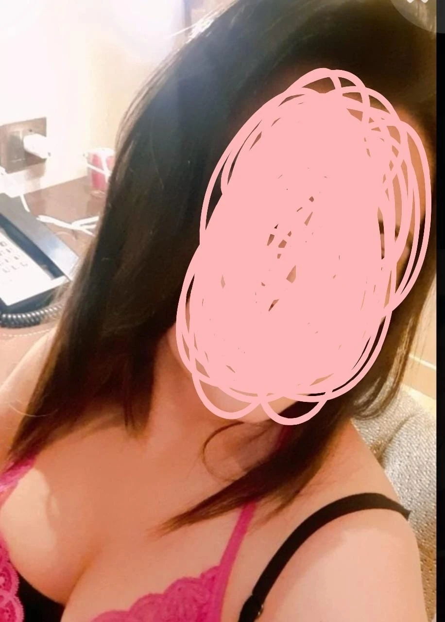 Priyanka Independent – Indian escort in New Delhi — 5 / 14