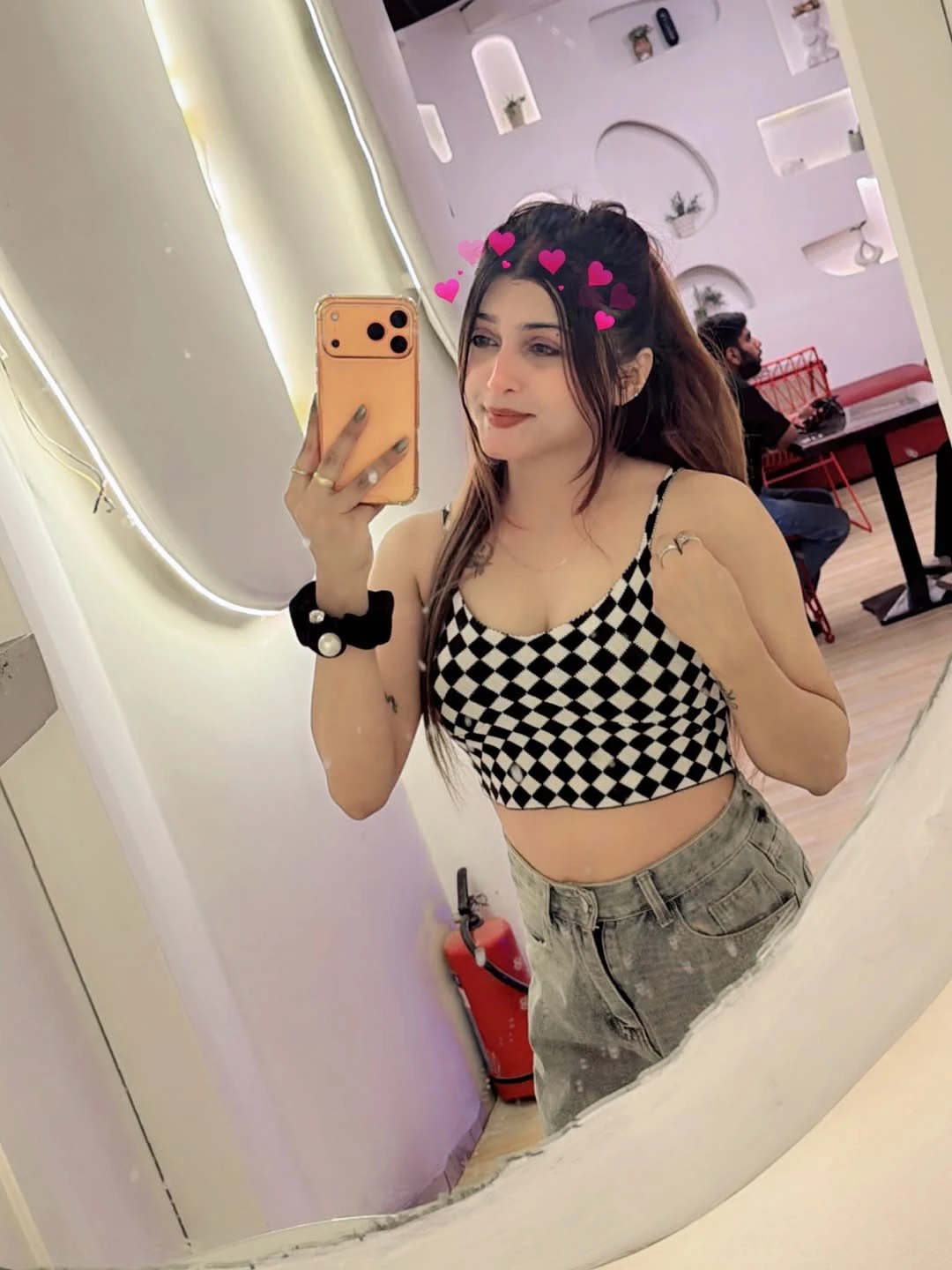 Rohini – Indian escort in Surat — 2 / 4