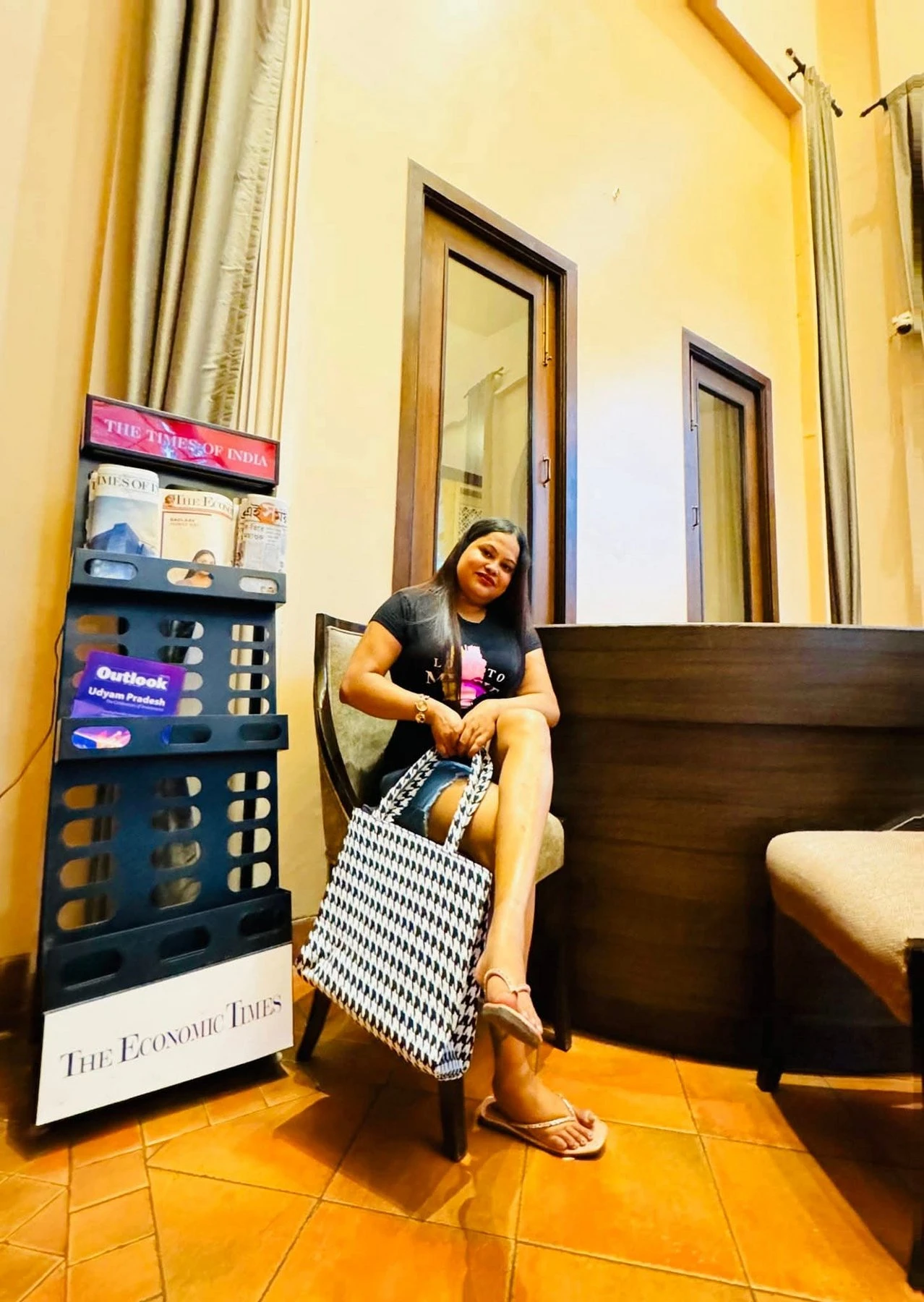 Sneha Kumari – Indian escort in Kolkata — 4 / 8