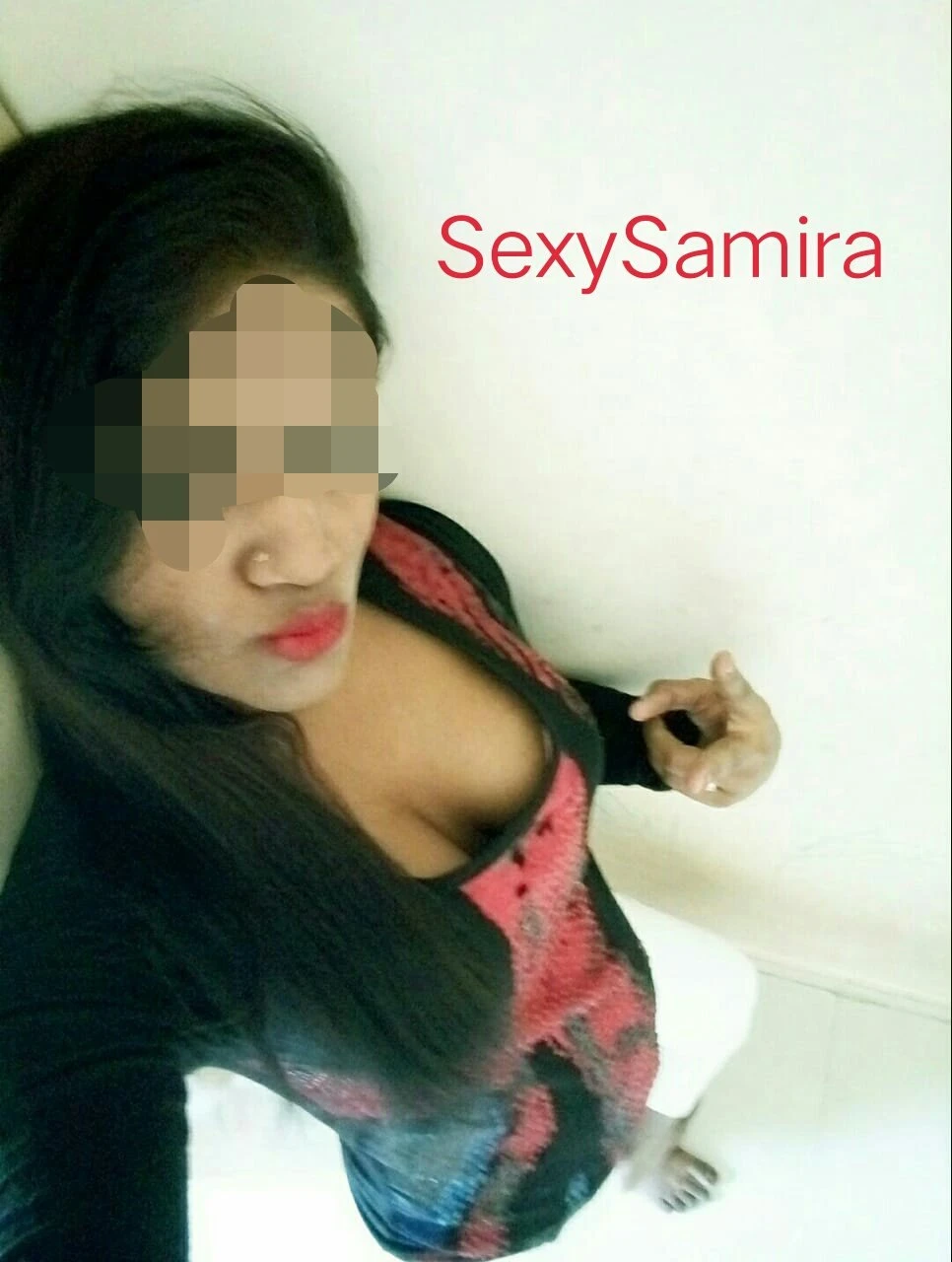 SexySamira for Cam session n real meets – Indian escort in Mumbai — 5 / 9