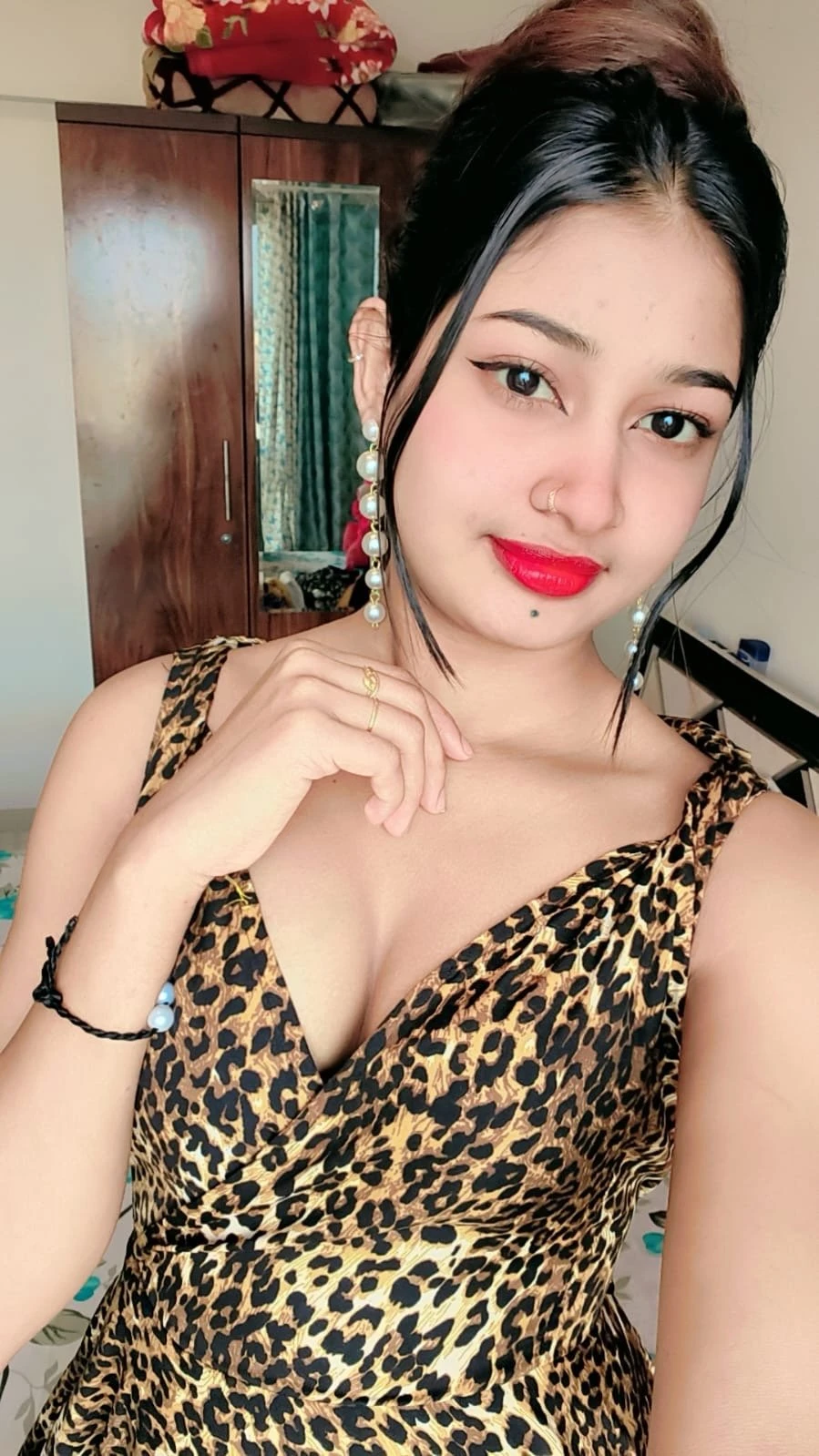 Riya pune gfffff – Indian escort in Pune — 1 / 5