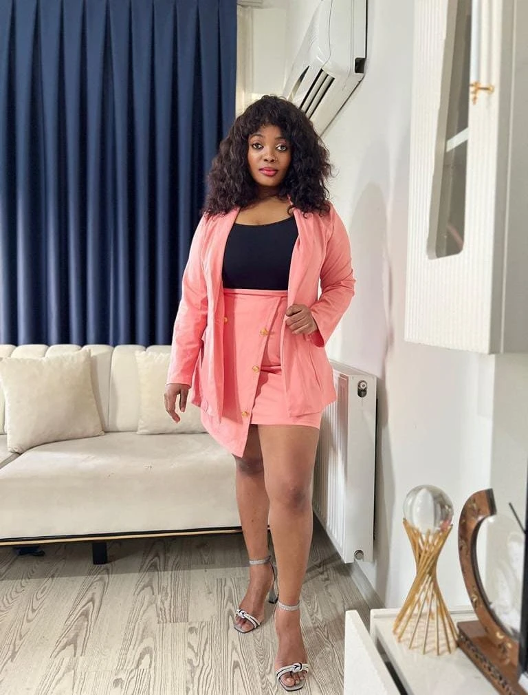 Brandy – Kenyan escort in New Delhi — 3 / 5