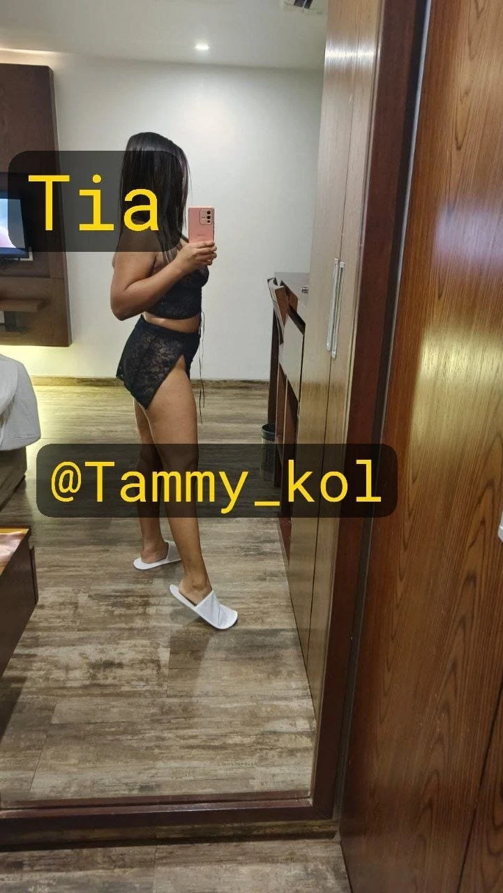 Torsa – Indian escort in Kolkata — 3 / 8