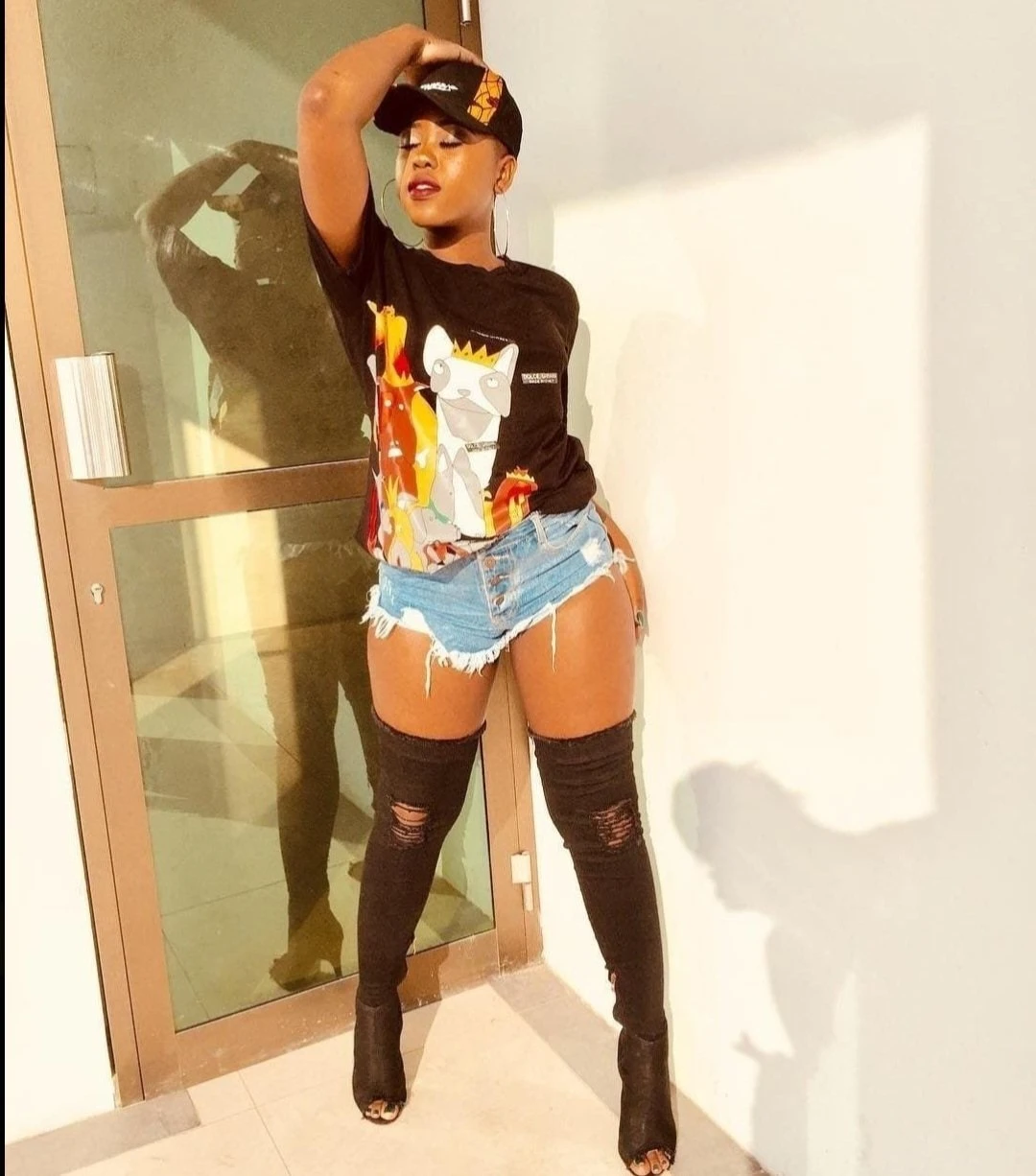 Claire – Rwandan escort in Hyderabad — 2 / 3