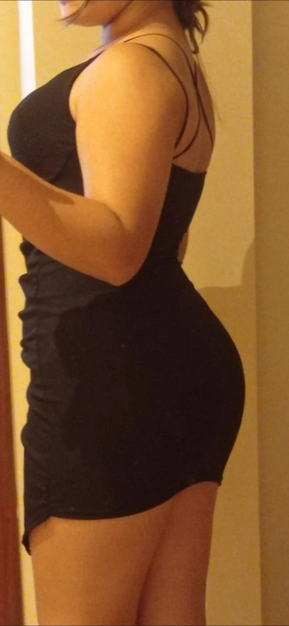 Divya Reddy – Indian escort in Hyderabad — 1 / 3
