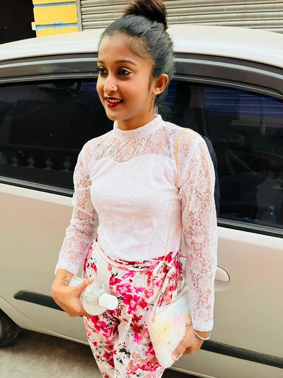 Real Meet and Cam Show Available In – Indian escort in Pune — 2 / 4