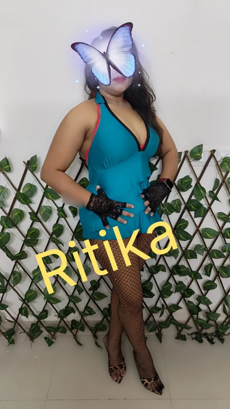Sexy Rikita Cam Show & Real Meet – Indian escort in Noida — 2 / 9