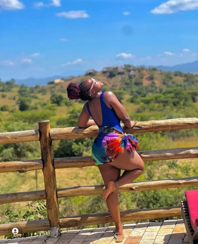 Beverly – Ugandan escort in Kampala — 2 / 4