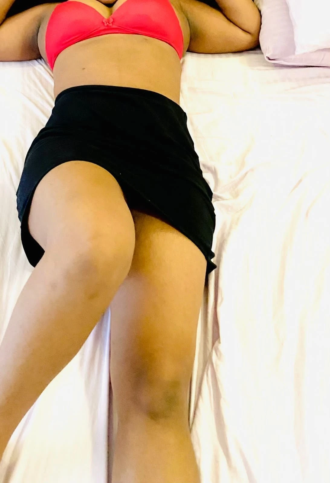 Aaisha elegant meets and cam sex – Sri Lankan escort in Colombo — 7 / 11