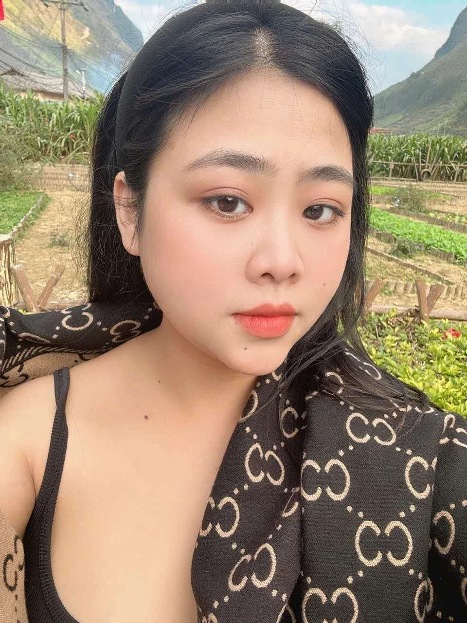 Yiuyiu – Vietnamese escort in Hanoi, Escort, Hanoi