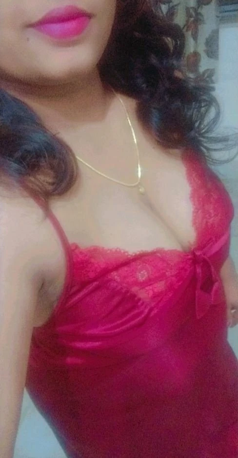Arohi Darling – Indian escort in New Delhi — 2 / 5