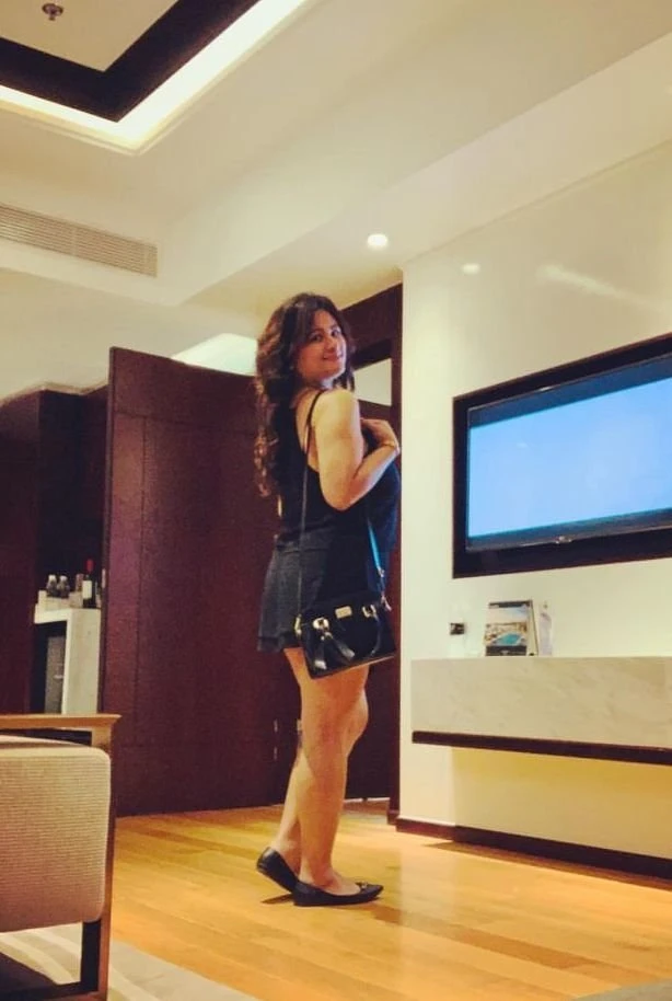 Farah – Filipino escort in Maldives — 2 / 4