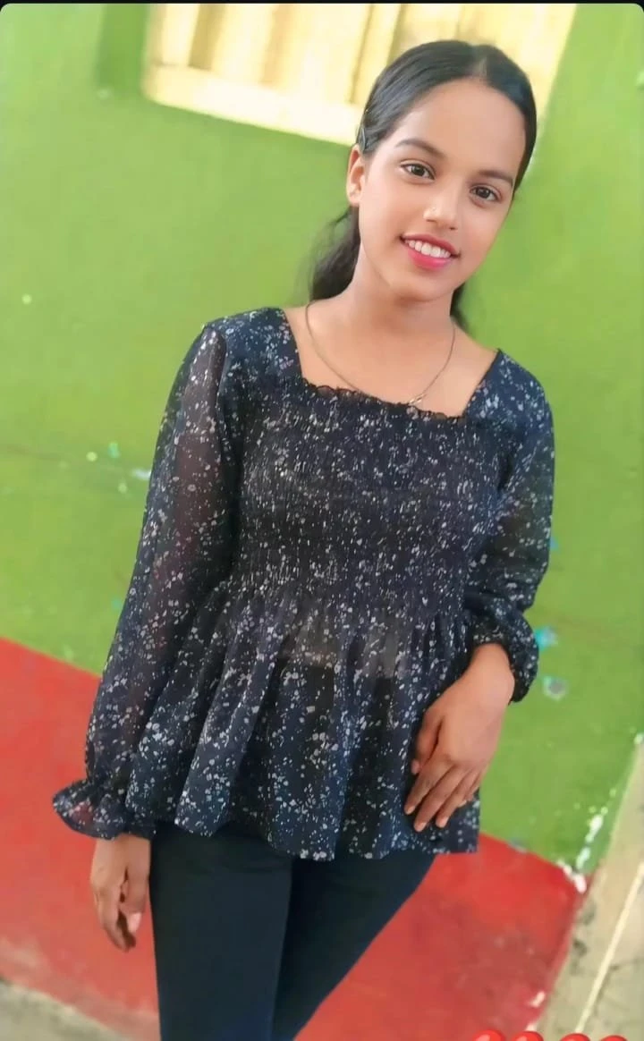 Independent girl cam show & real – Indian escort in Hyderabad — 5 / 6