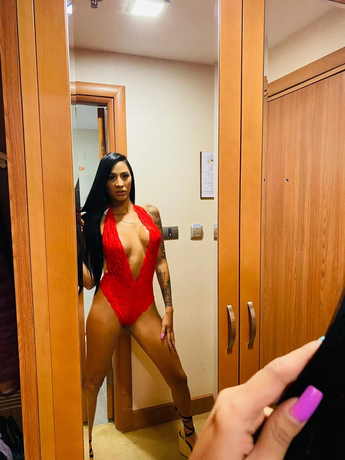 Catalina – Colombian escort in Malta — 4 / 21