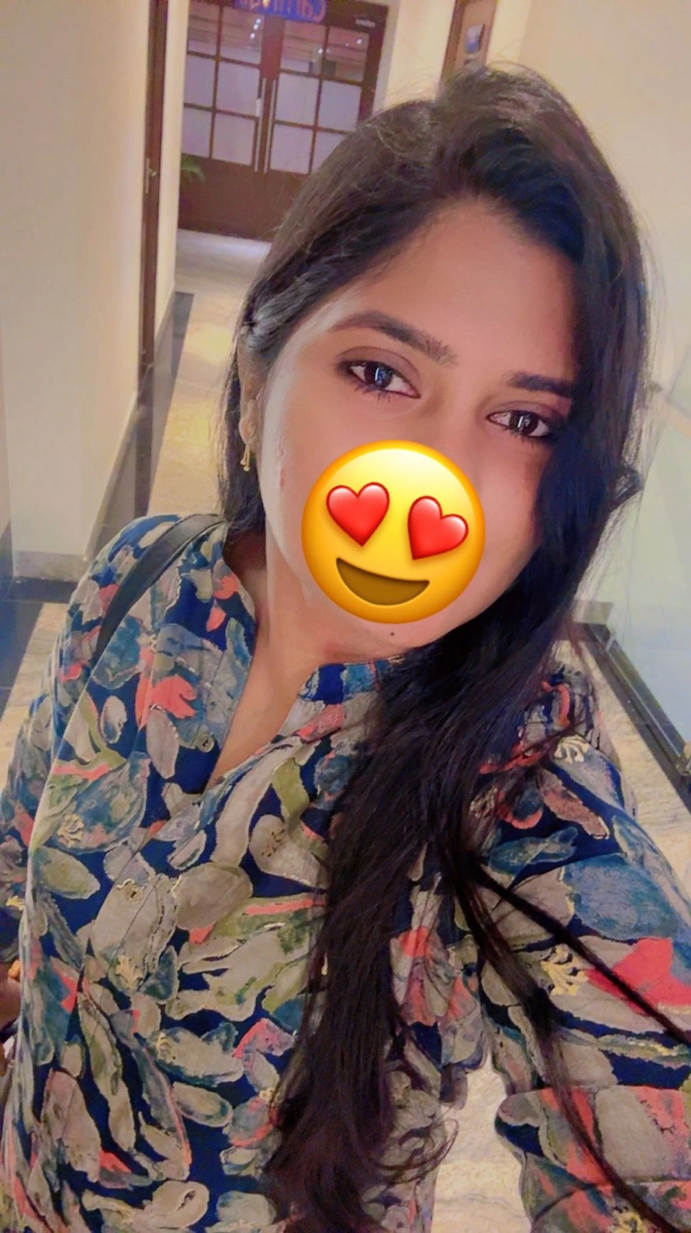 Harini cam show @ RM Tamil Girl Chennai – Indian escort in Chennai — 2 / 10