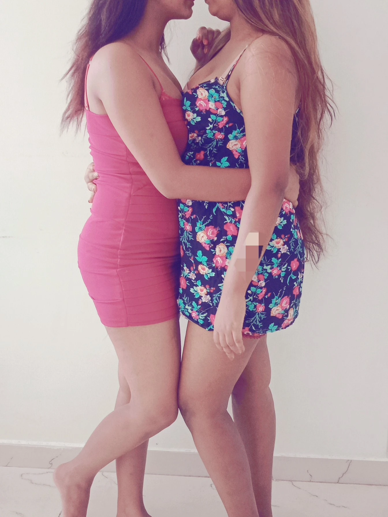 Oshin & Christina – escort in Colombo — 4 / 6
