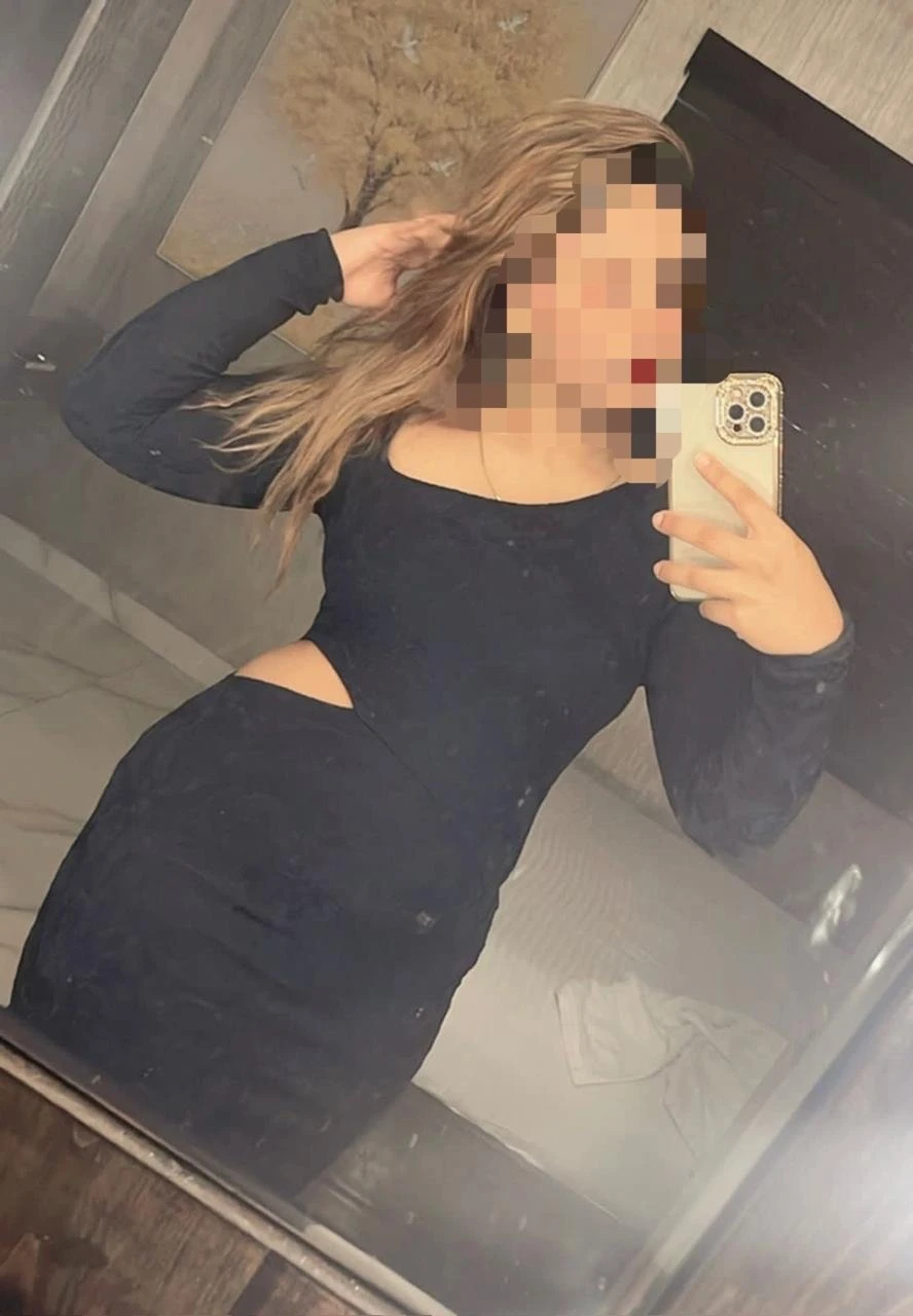 Angelia Khan – Indian escort in Mumbai — 2 / 5