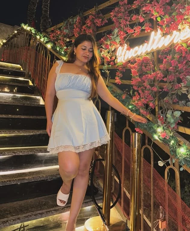 Disha – Indian escort in Noida, Escort, Noida