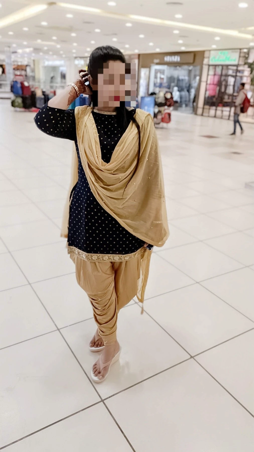 Khusbu – Indian escort in Hyderabad — 4 / 6