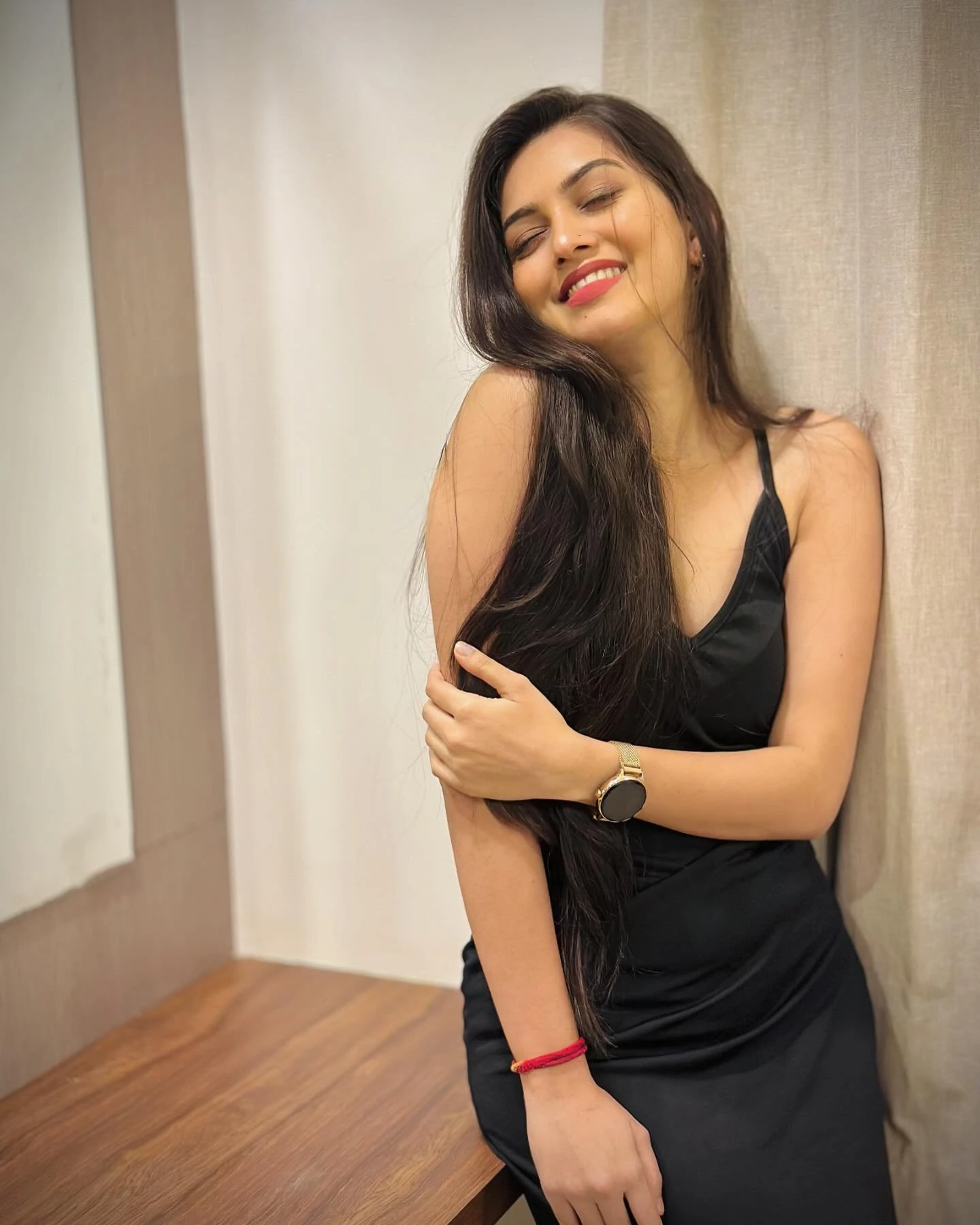 Mohini Independent Service Hotel and Hom – escort in Mumbai — 4 / 5