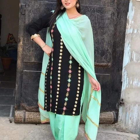 Fatima Khan – Pakistani escort in Rāwalpindi, Escort, Rāwalpindi