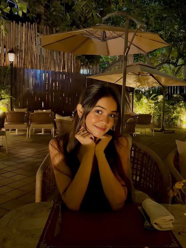 Aditi – Indian escort in Kochi — 2 / 4