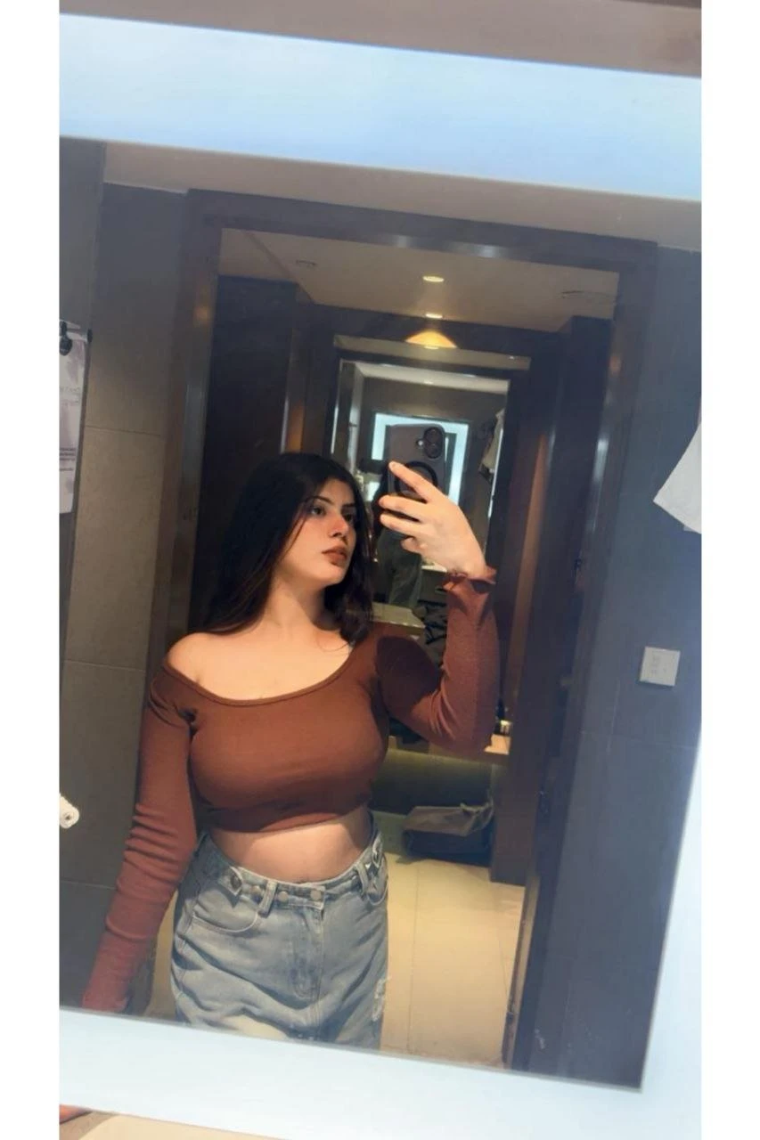 Anushka Vyas Available Now – escort in Visakhapatnam — 2 / 5